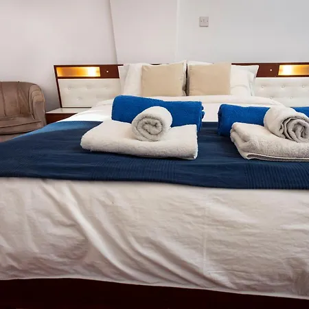 1-80 Collection By Trulycyprus 아파트 레메소스